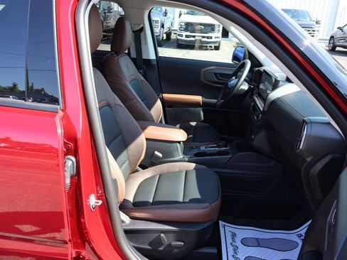 Used 2026 Ford Bronco Sport Outer Banks w/ Interior Protection Package AWD/4WD image 26
