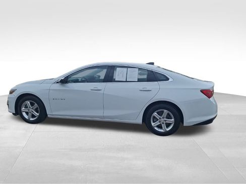 Used 2023 Chevrolet Malibu LS w/ Driver Confidence Package image 17