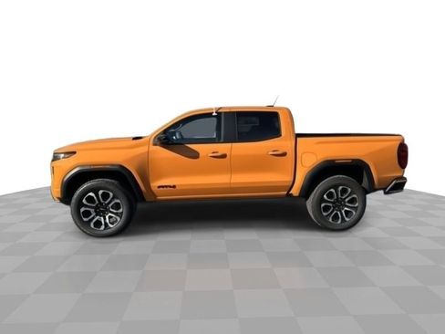 New 2026 GMC Canyon AT4 w/ AT4 Premium Package image 5