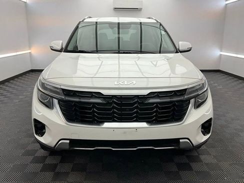 Used 2025 Kia Seltos S FWD image 2