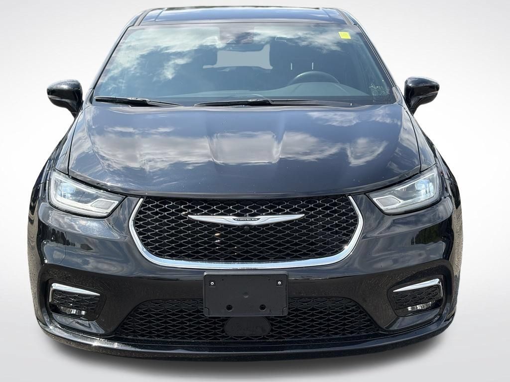Certified 2025 Chrysler Pacifica Select FWD image 4