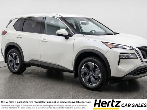 Used 2025 Nissan Rogue SV FWD image 1