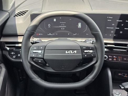 New 2026 Kia Sportage SX FWD image 7