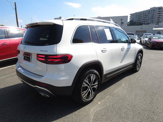 Used 2026 Mercedes-Benz GLB 250 4MATIC image 4
