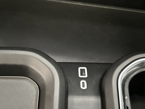 Used 2024 GMC Sierra 3500 Denali w/ Technology Package image 52