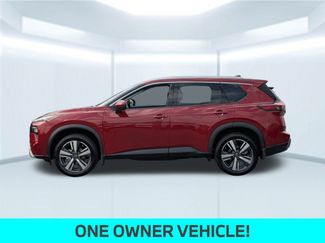 Used 2025 Nissan Rogue SL video 2