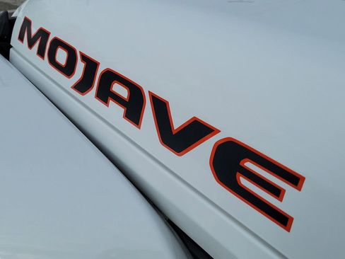 Used 2022 Jeep Gladiator Mojave w/ LED Lighting Group image 9