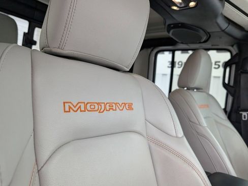 Used 2021 Jeep Gladiator Mojave image 33