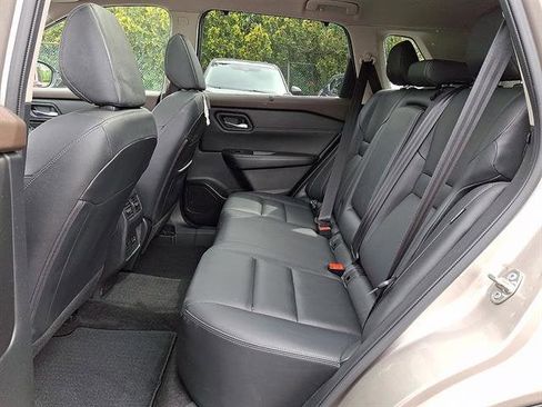 Certified 2023 Nissan Rogue SL w/ SL Premium Package AWD/4WD image 11