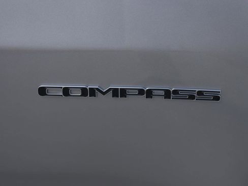 Used 2019 Jeep Compass Sport image 11