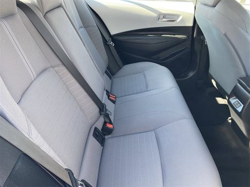Certified 2025 Toyota Corolla SE image 17