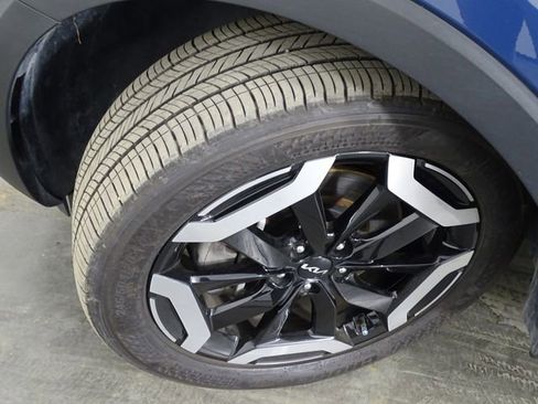 Used 2024 Kia Telluride S FWD image 38