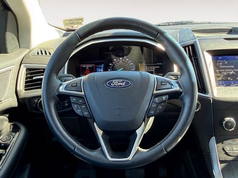 Used 2020 Ford Edge SEL w/ Convenience Package image 14
