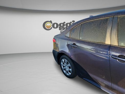 Used 2022 Toyota Corolla LE image 13