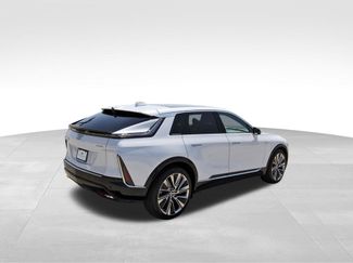 New 2026 Cadillac Lyriq Signature Luxury video 4