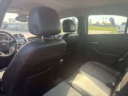 Used 2015 Chevrolet Malibu LT w/ Power Convenience Package FWD image 11