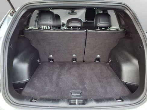 Used 2025 Jeep Compass Limited image 26