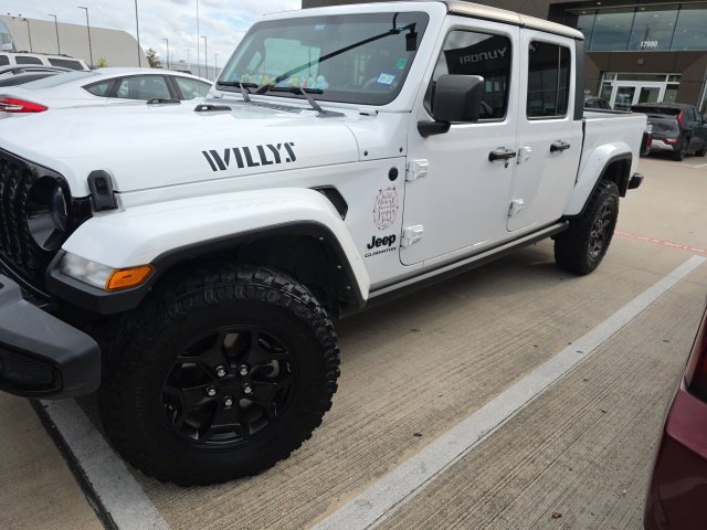 Used 2022 Jeep Gladiator Sport AWD/4WD image 1