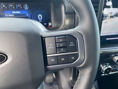 Used 2025 Ford F150 Lariat w/ Equipment Group 501A Mid image 29