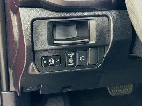 Used 2019 Toyota Tacoma TRD Sport RWD image 14