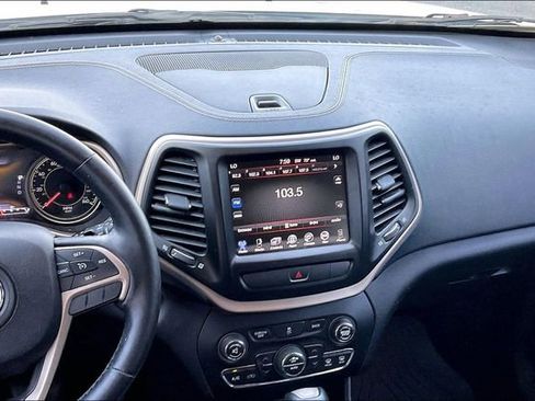 Used 2014 Jeep Cherokee Limited FWD image 6