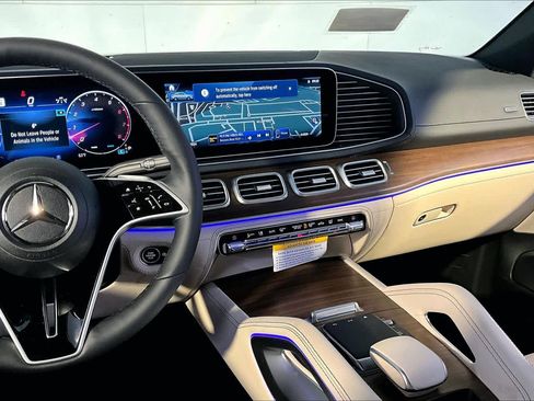 New 2026 Mercedes-Benz GLE 450 4MATIC Coupe image 8