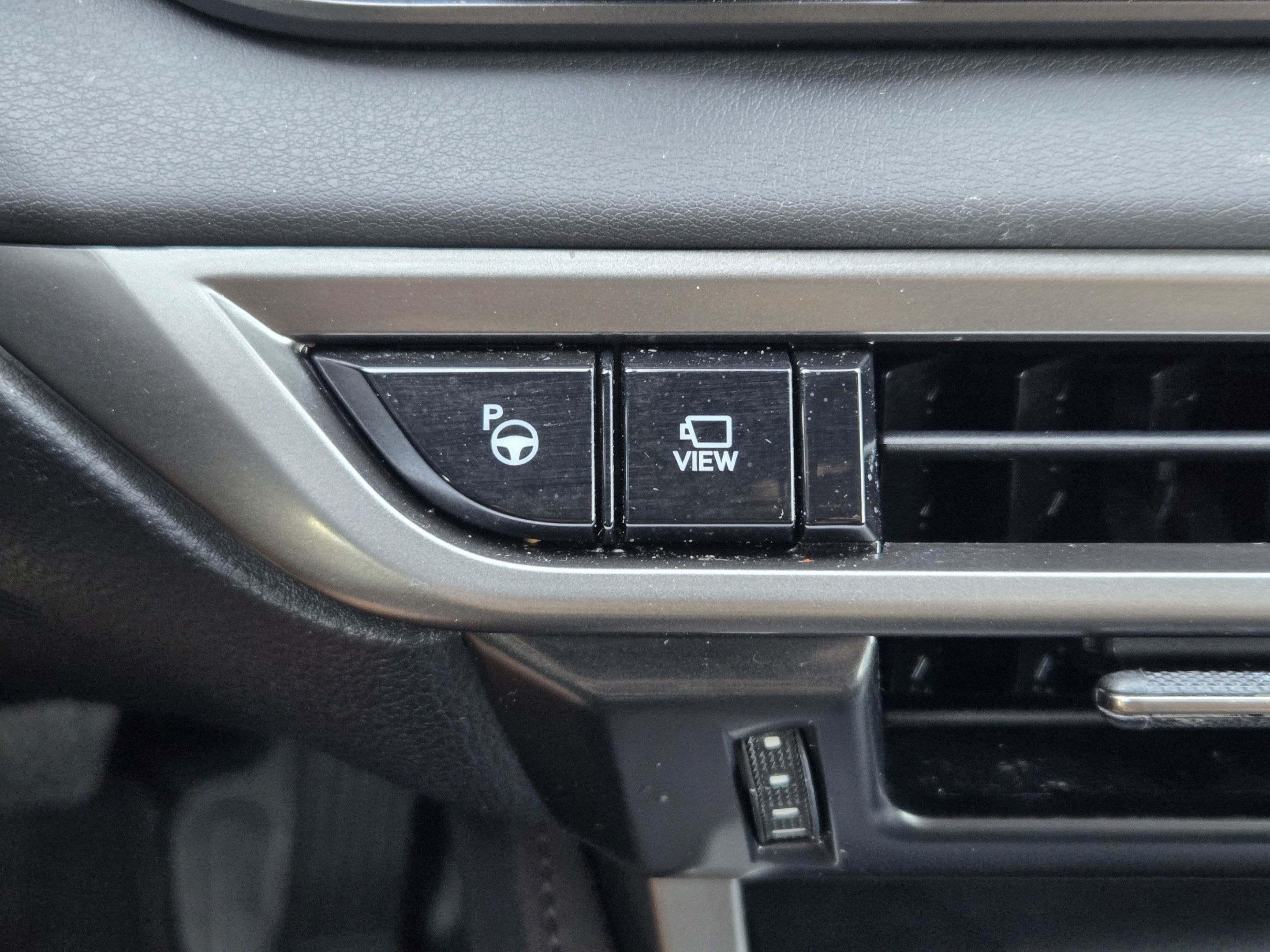 Used 2023 Lexus RX 350 FWD w/ Cold Area Package image 16