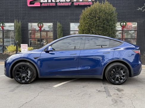 Used 2020 Tesla Model Y Long Range image 9