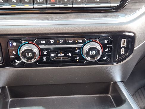 Used 2023 Chevrolet Silverado 1500 LTZ w/ LTZ Convenience Package II AWD/4WD image 20