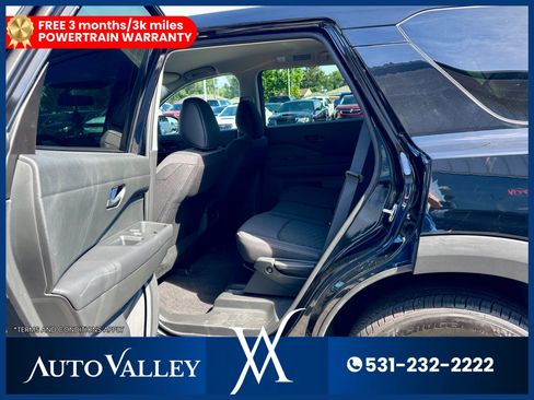 Used 2024 Nissan Pathfinder S image 20