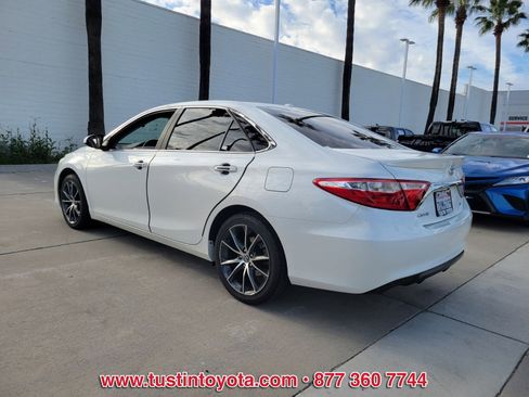 Used 2017 Toyota Camry XLE image 6
