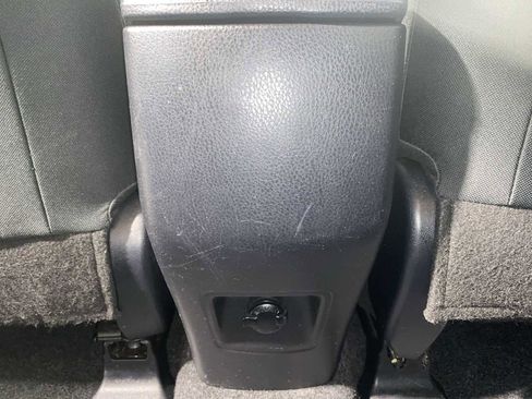 Used 2018 Toyota RAV4 LE w/ All Weather Liner Package AWD/4WD image 25