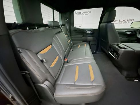 Used 2024 GMC Sierra 1500 AT4 w/ Technology Package image 32