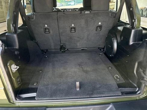 Used 2021 Jeep Wrangler Unlimited Sport AWD/4WD image 23