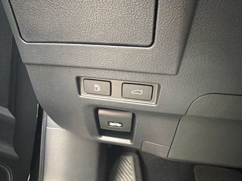Used 2016 Lexus RX 450h AWD w/ Cold Weather Package image 27