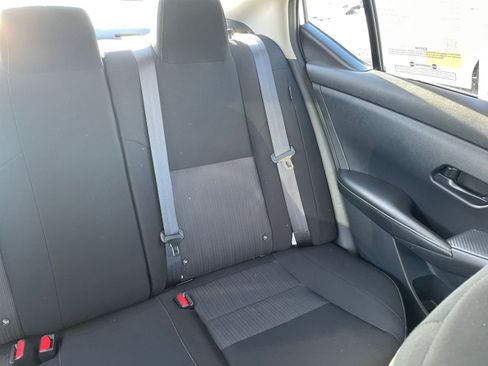 Used 2025 Nissan Sentra SV image 35