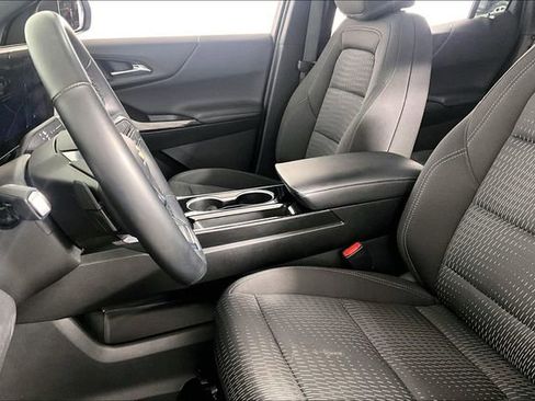 Used 2025 Chevrolet Equinox LT FWD image 23
