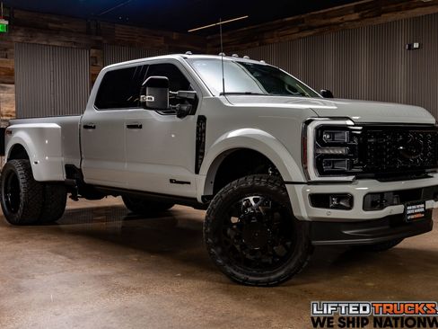 Used 2025 Ford F450 Platinum w/ Platinum Plus Package image 1