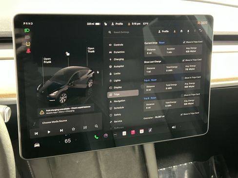 Used 2023 Tesla Model Y Long Range image 21