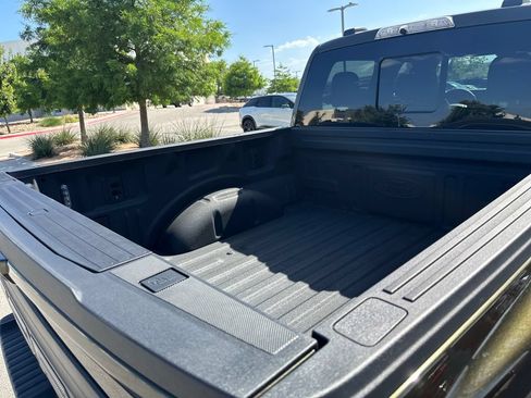 Used 2025 Ford F150 Raptor AWD/4WD image 40
