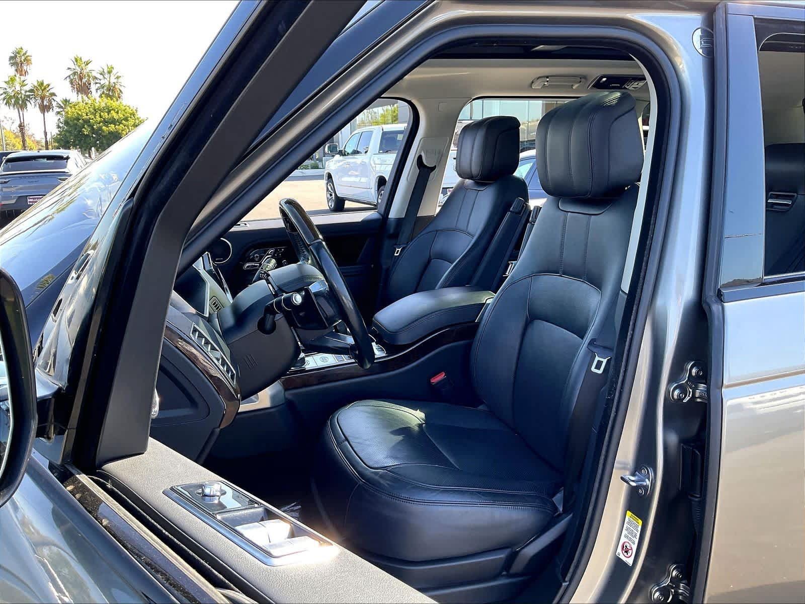 Used 2021 Land Rover Range Rover HSE AWD/4WD image 28