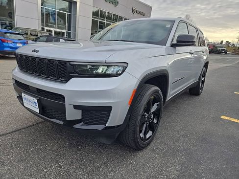 Certified 2023 Jeep Grand Cherokee L Laredo image 14