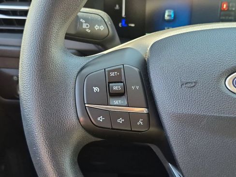 Used 2025 Ford Escape Active AWD/4WD image 21
