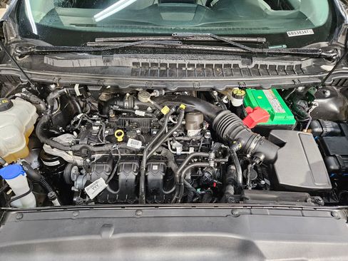 Used 2022 Ford Edge Titanium image 19