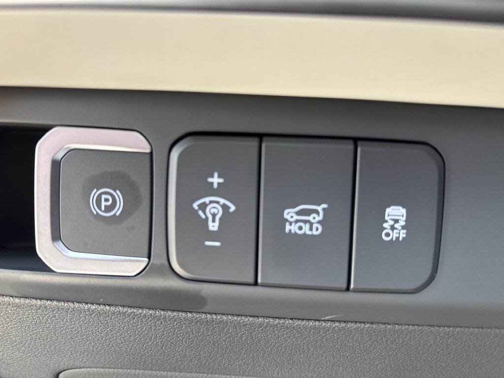 New 2027 Hyundai Santa Fe Limited w/ Tow & Go Package FWD image 19