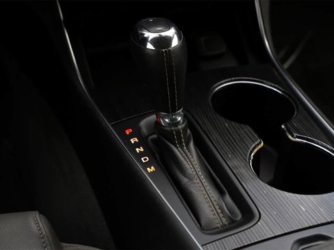 Used 2018 Chevrolet Impala LT image 15