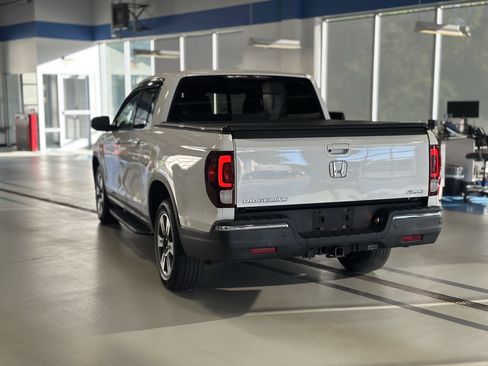 Used 2017 Honda Ridgeline RTL-E image 8