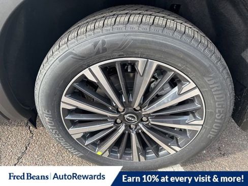 New 2026 Nissan Pathfinder Platinum w/ Cargo Package image 6