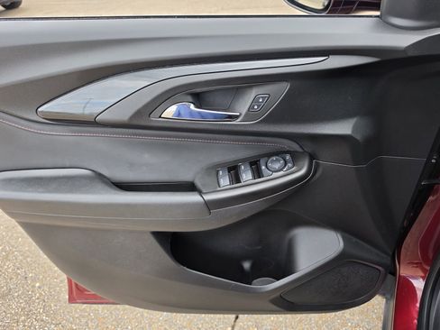 Used 2023 Chevrolet TrailBlazer RS w/ Convenience Package image 15