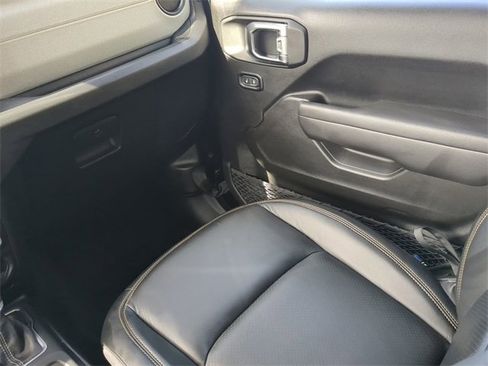 Used 2025 Jeep Wrangler Sport S w/ Convenience Group image 44